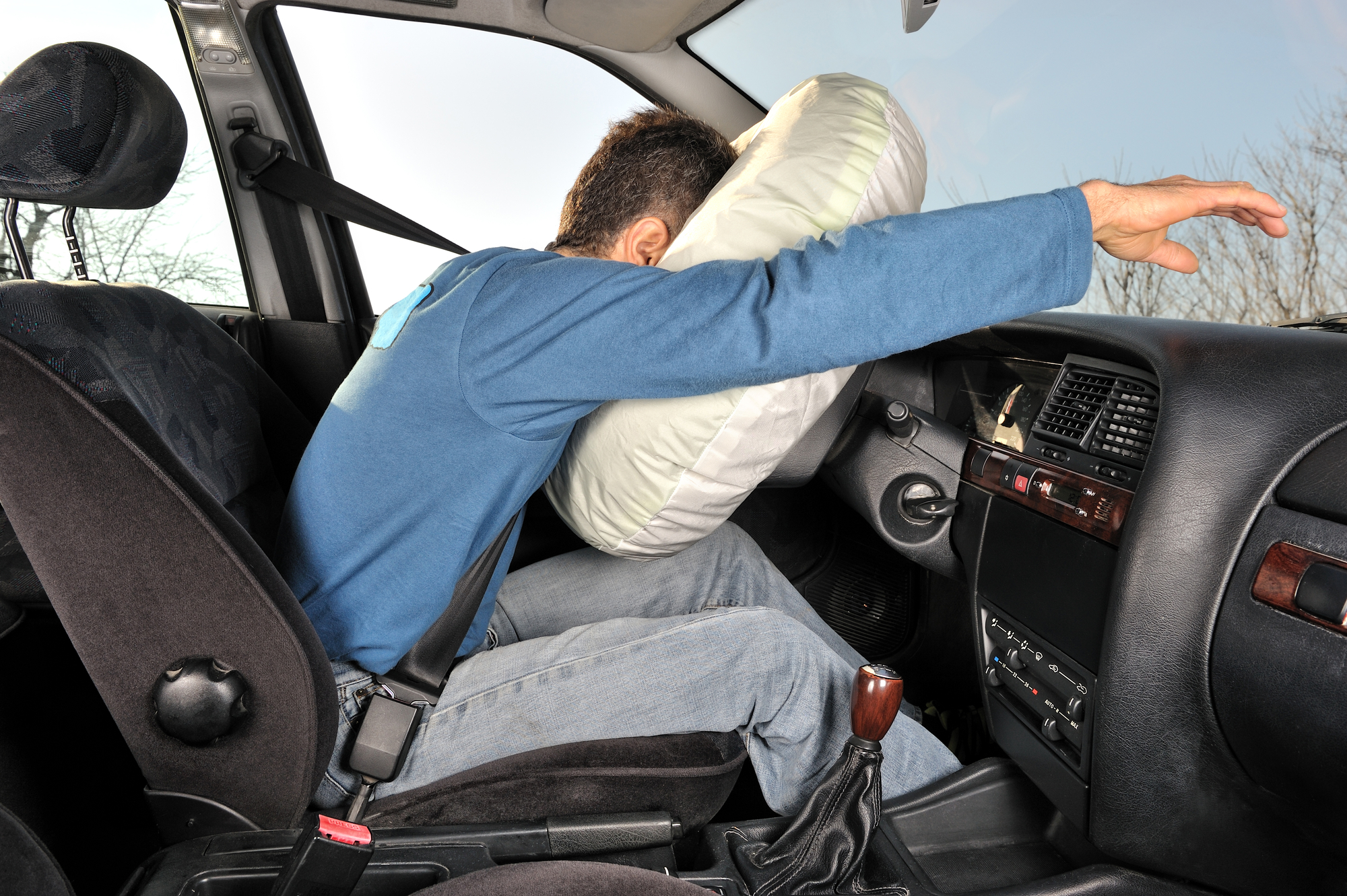 Short Drivers and Airbags – What To Know - Dr. Martin Schmaltz